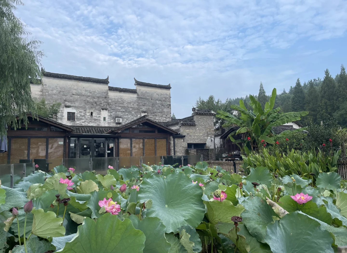 Sixi Yancun, Huizhou merchant ancient village, with well-preserved Ming and Qing ancient building complex