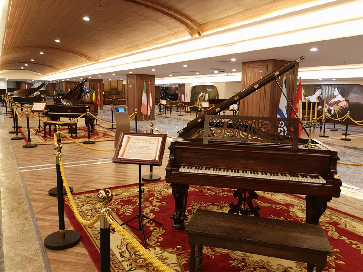 Piano Museum