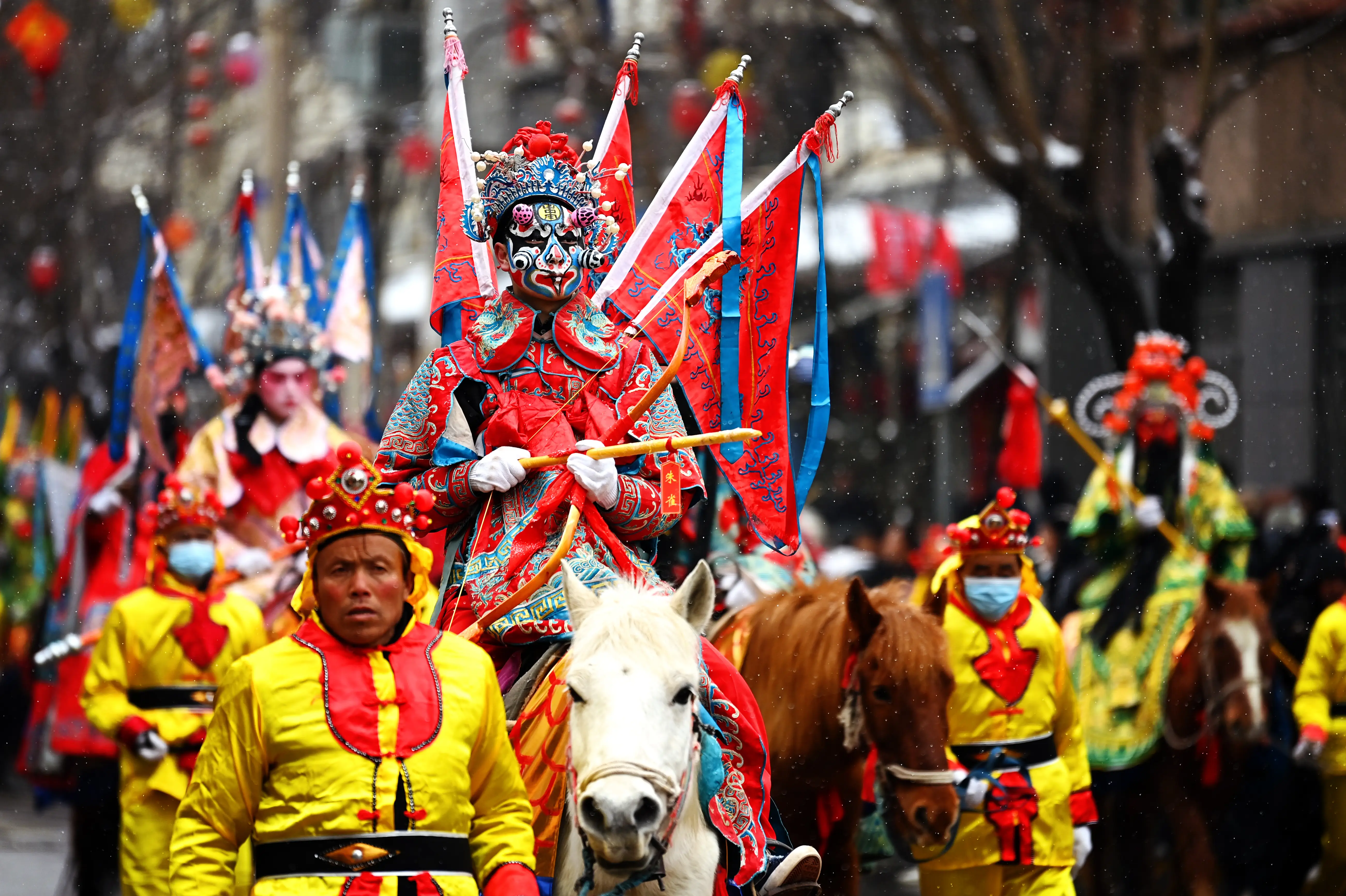 Meat lotus performance in Shaanxi Shehuo